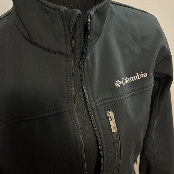 Columbia Jacket - Picture 2 of 8